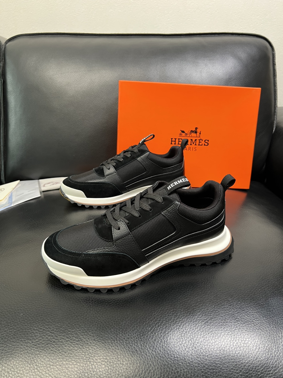 Hermes 顶级工艺品 爱马仕 专柜同步 原厂配置，意大利进口原版牛皮面料，高品质拼接工艺，全进口水染