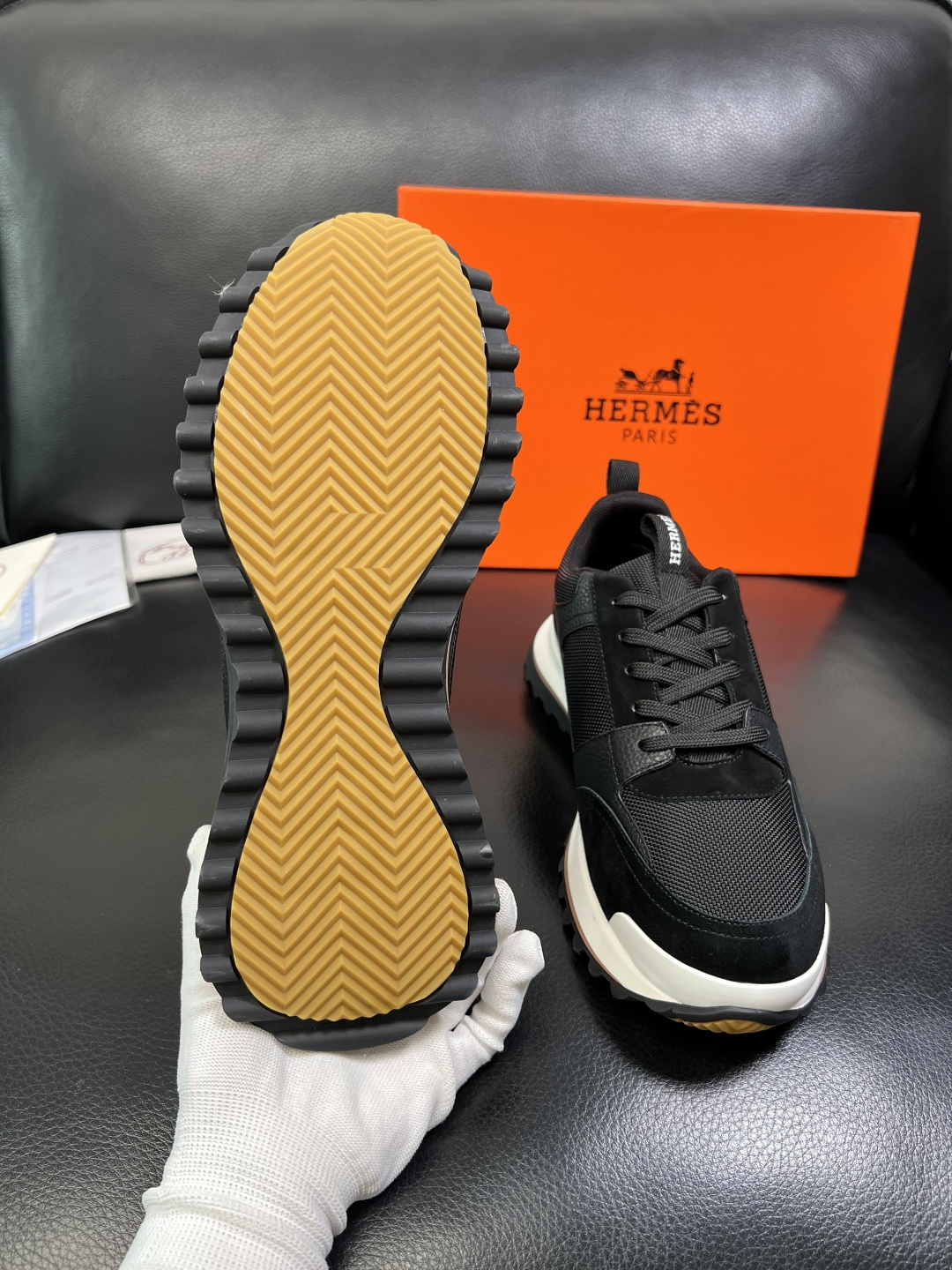 Hermes 顶级工艺品 爱马仕 专柜同步 原厂配置，意大利进口原版牛皮面料，高品质拼接工艺，全进口水染