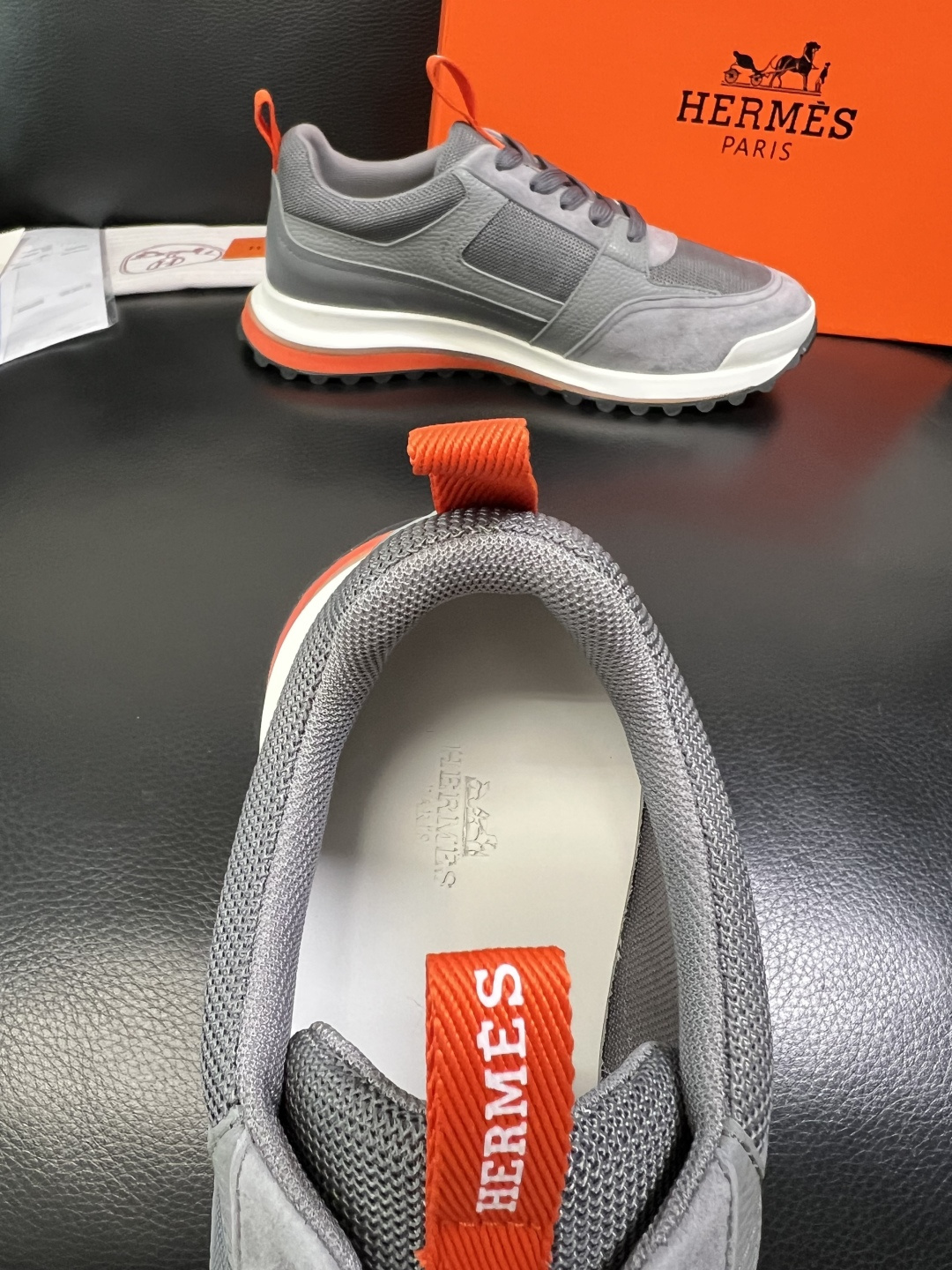 Hermes 顶级工艺品 爱马仕 专柜同步 原厂配置，意大利进口原版牛皮面料，高品质拼接工艺，全进口水染