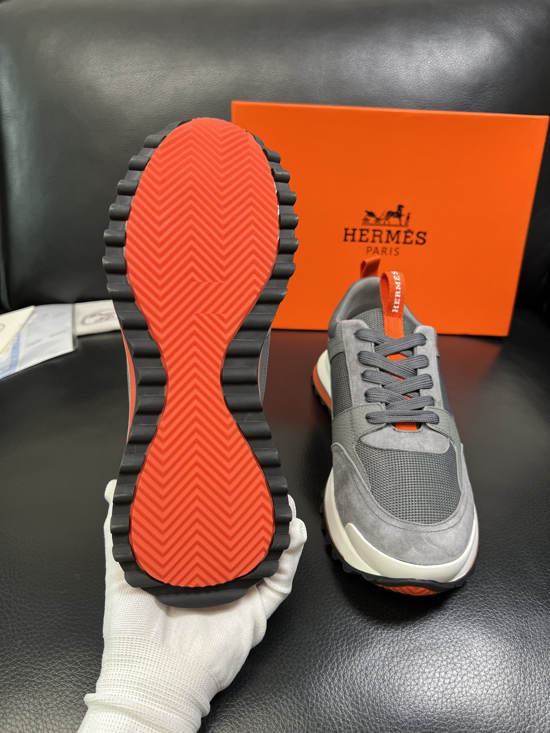 Hermes 顶级工艺品 爱马仕 专柜同步 原厂配置，意大利进口原版牛皮面料，高品质拼接工艺，全进口水染