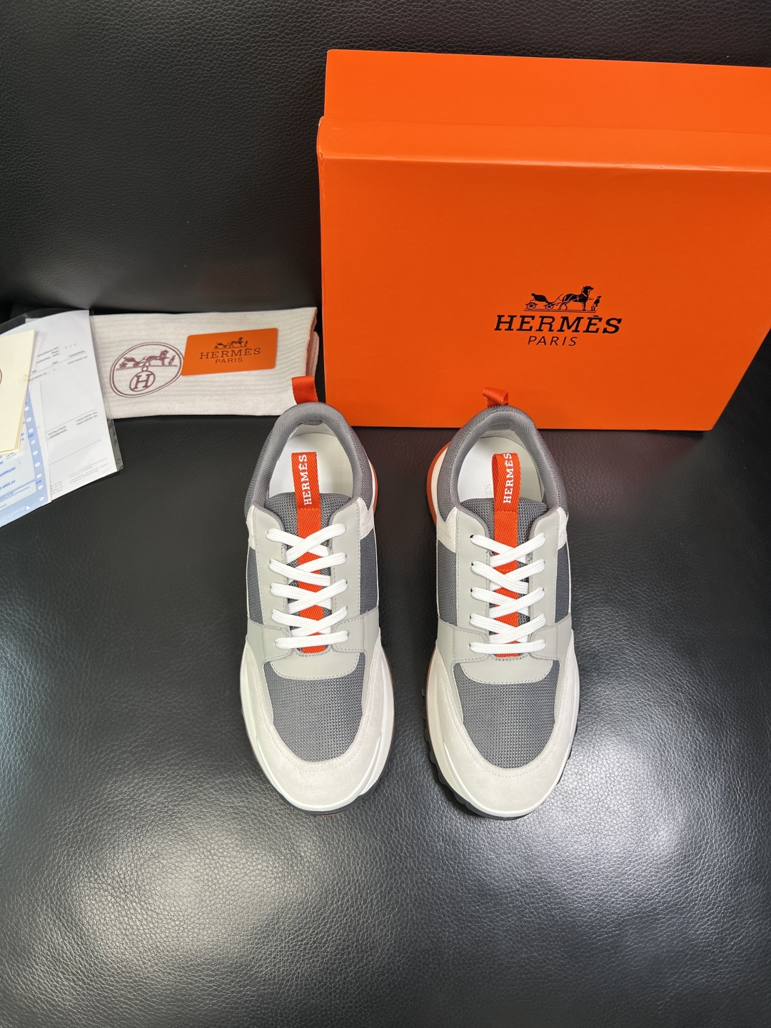 Hermes 顶级工艺品 爱马仕 专柜同步 原厂配置，意大利进口原版牛皮面料，高品质拼接工艺，全进口水染