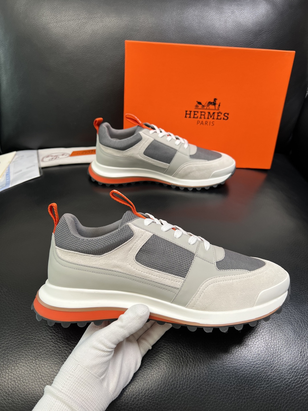 Hermes 顶级工艺品 爱马仕 专柜同步 原厂配置，意大利进口原版牛皮面料，高品质拼接工艺，全进口水染