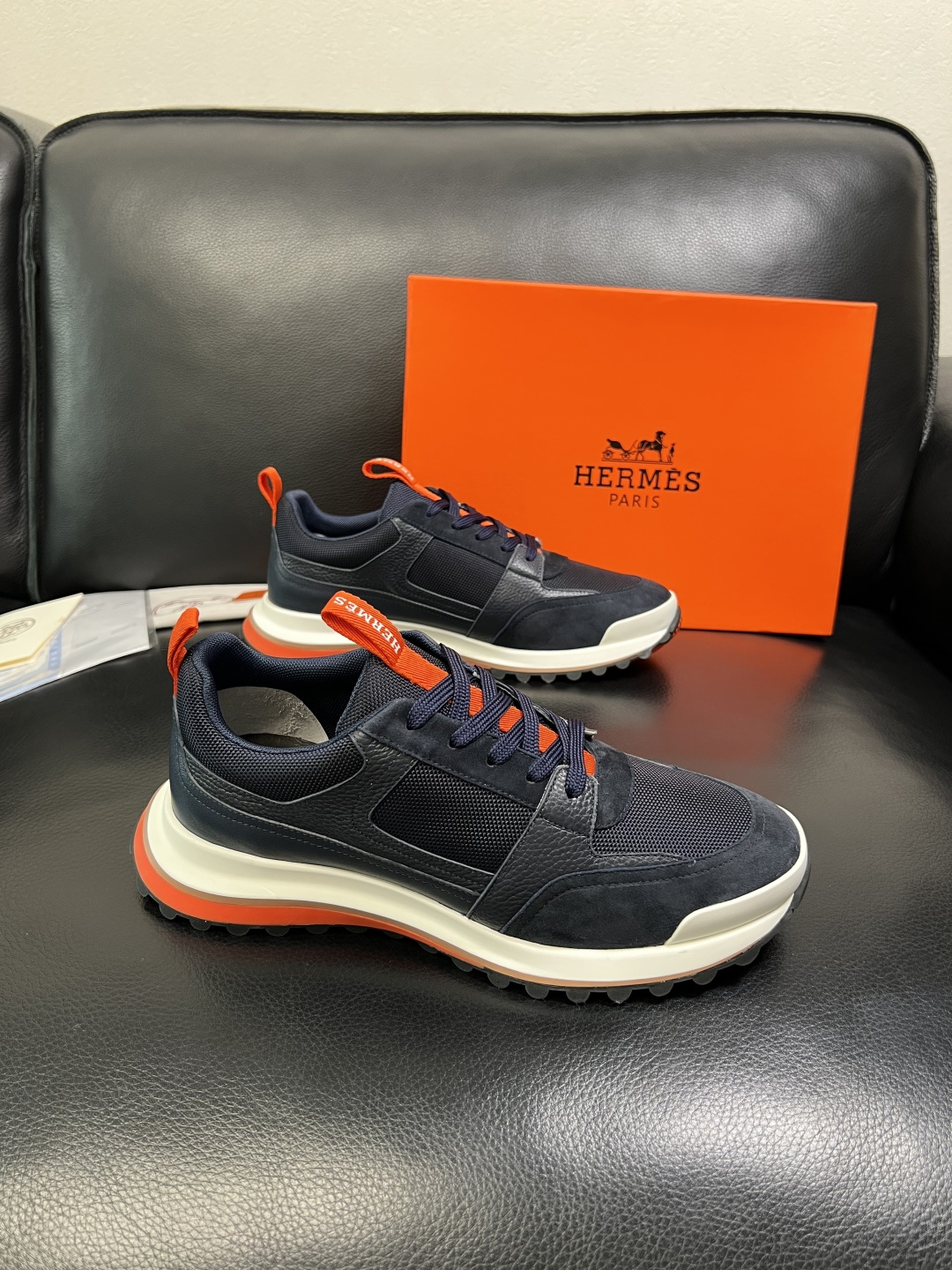 Hermes 顶级工艺品 爱马仕 专柜同步 原厂配置，意大利进口原版牛皮面料，高品质拼接工艺，全进口水染