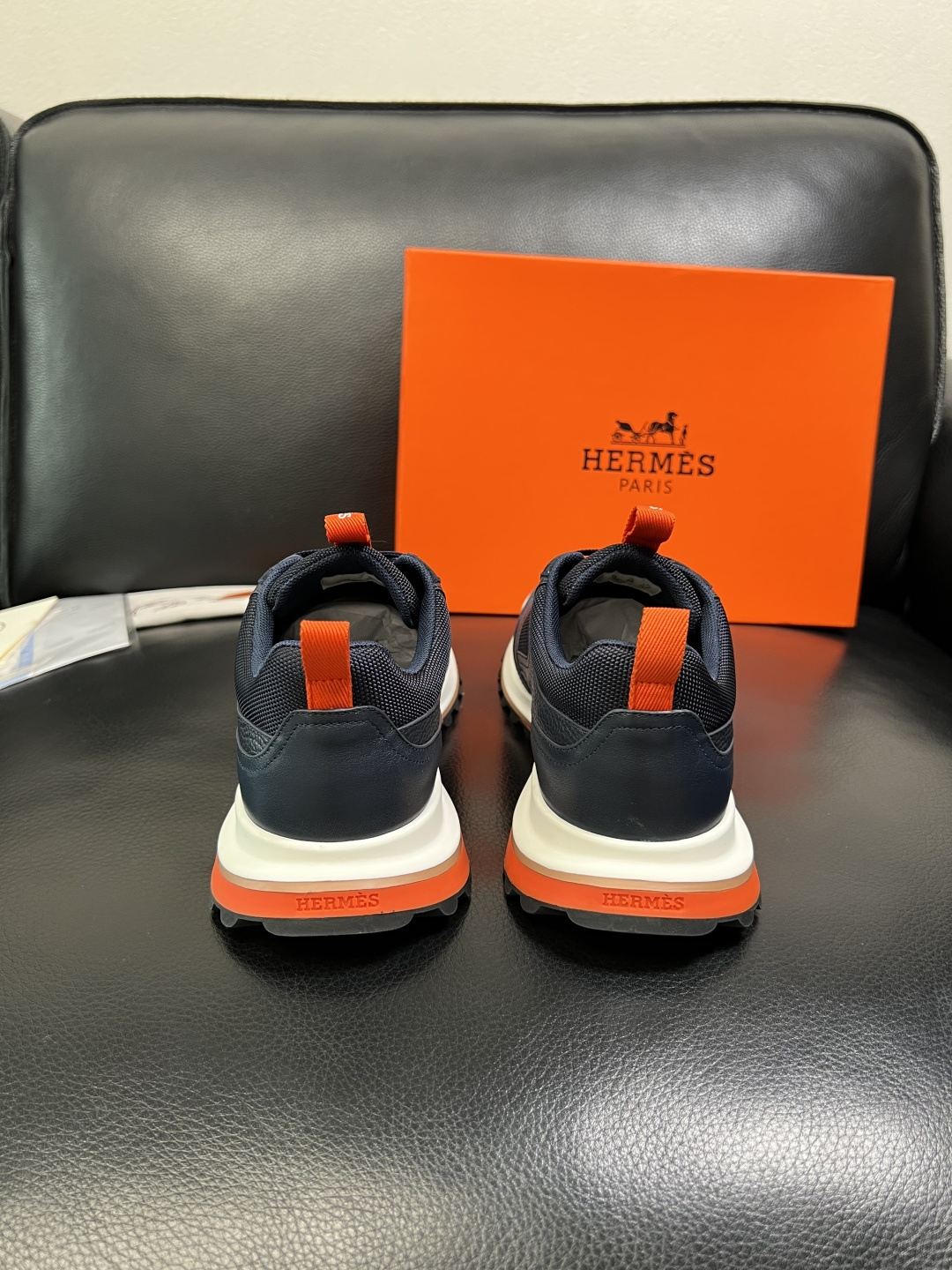 Hermes 顶级工艺品 爱马仕 专柜同步 原厂配置，意大利进口原版牛皮面料，高品质拼接工艺，全进口水染