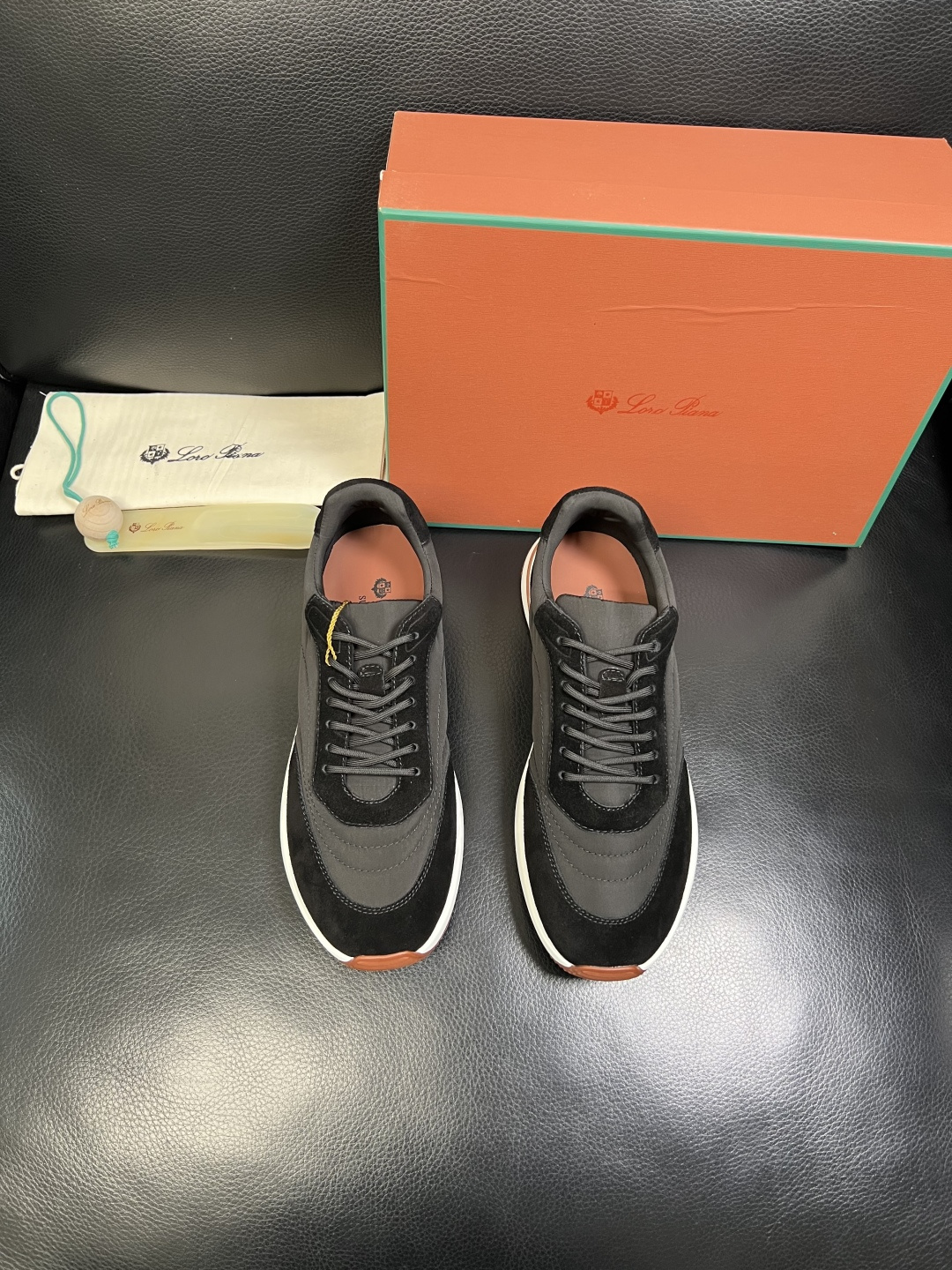 Loro Piana 高品质 顶级工艺品 诺悠翩雅 新品专柜同步原厂配置，鞋面意大利进口牛皮面料，高品质