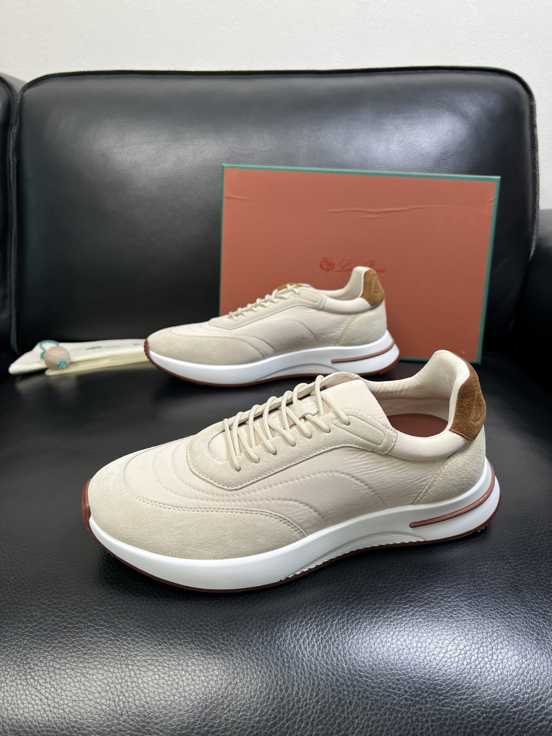 Loro Piana 高品质 顶级工艺品 诺悠翩雅 新品专柜同步原厂配置，鞋面意大利进口牛皮面料，高品质