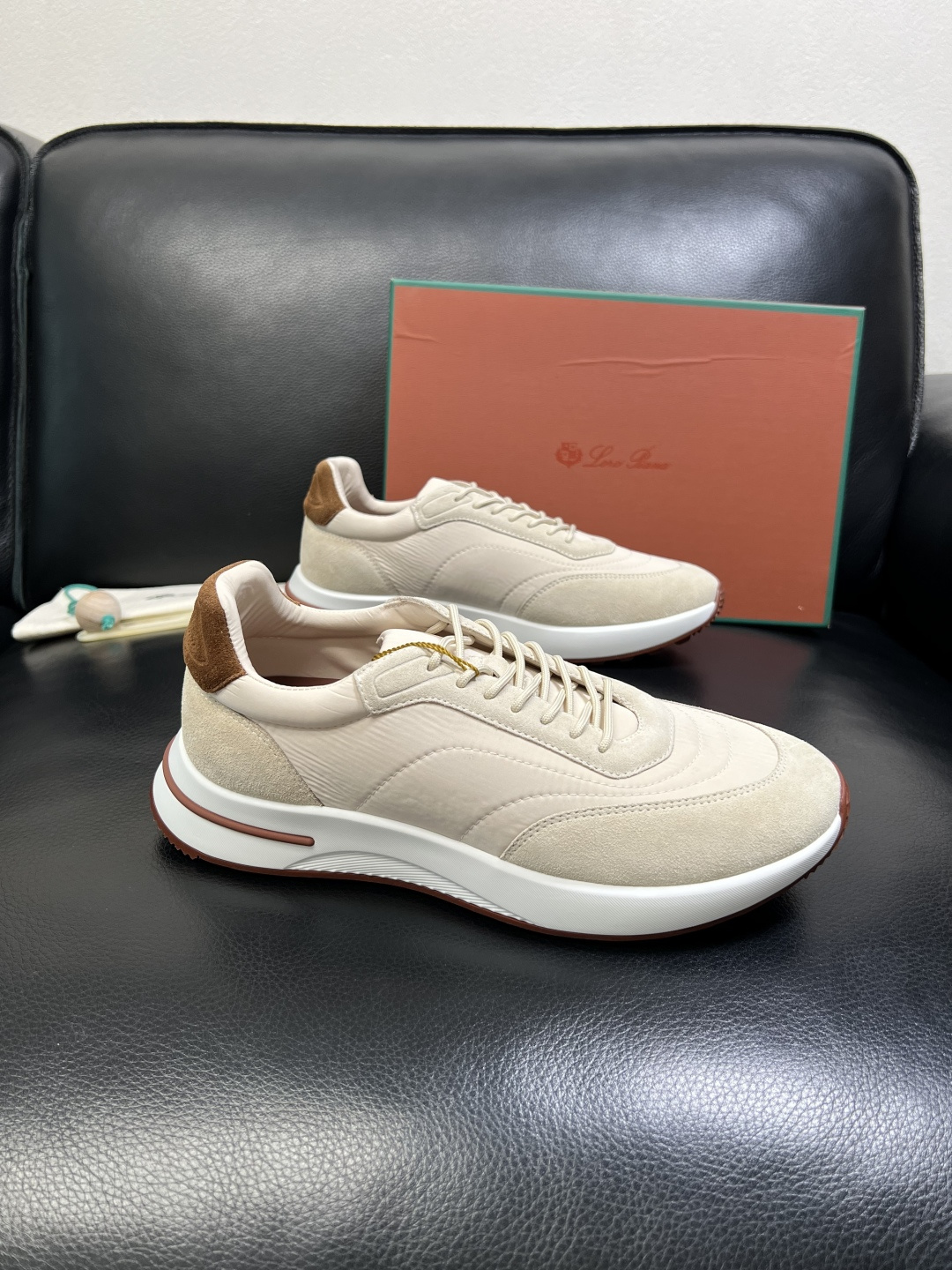 Loro Piana 高品质 顶级工艺品 诺悠翩雅 新品专柜同步原厂配置，鞋面意大利进口牛皮面料，高品质