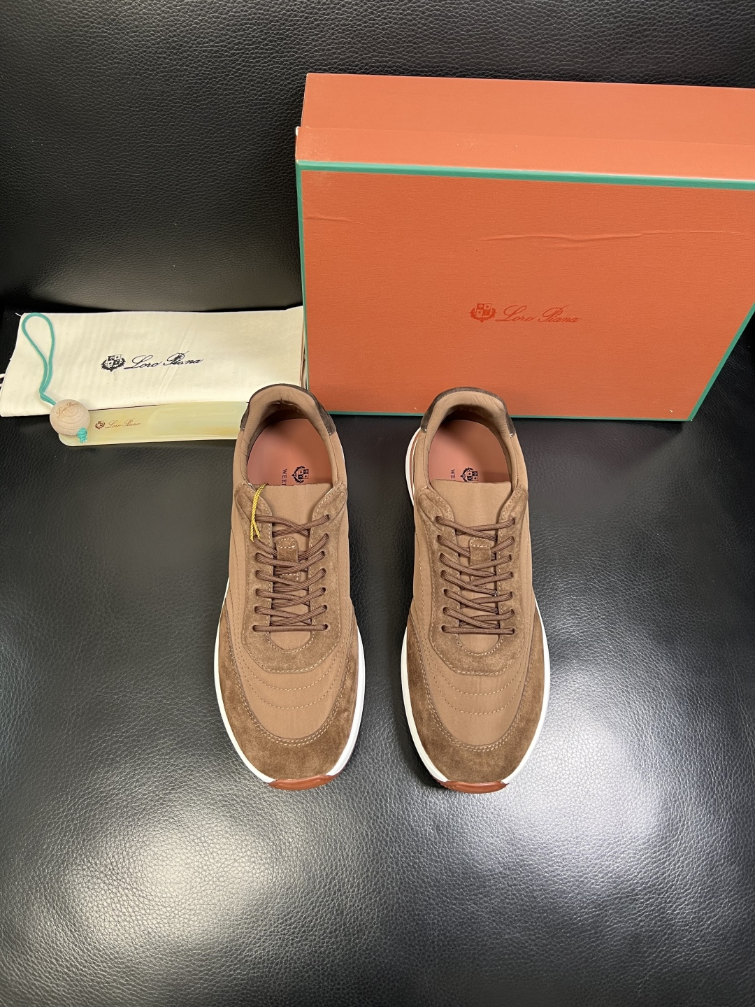 Loro Piana 高品质 顶级工艺品 诺悠翩雅 新品专柜同步原厂配置，鞋面意大利进口牛皮面料，高品质