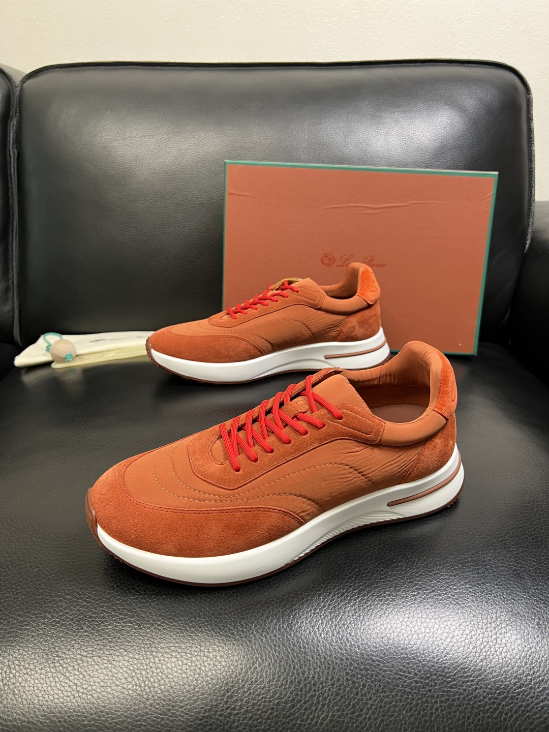 Loro Piana 高品质 顶级工艺品 诺悠翩雅 新品专柜同步原厂配置，鞋面意大利进口牛皮面料，高品质