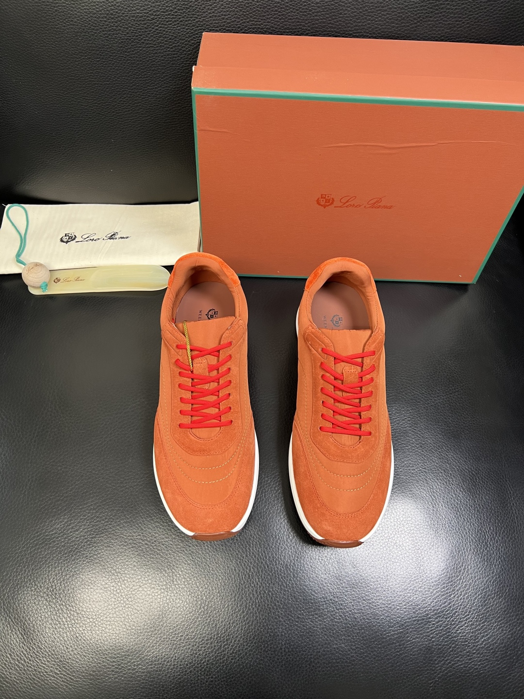 Loro Piana 高品质 顶级工艺品 诺悠翩雅 新品专柜同步原厂配置，鞋面意大利进口牛皮面料，高品质