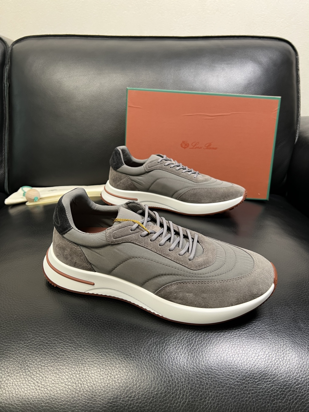 Loro Piana 高品质 顶级工艺品 诺悠翩雅 新品专柜同步原厂配置，鞋面意大利进口牛皮面料，高品质