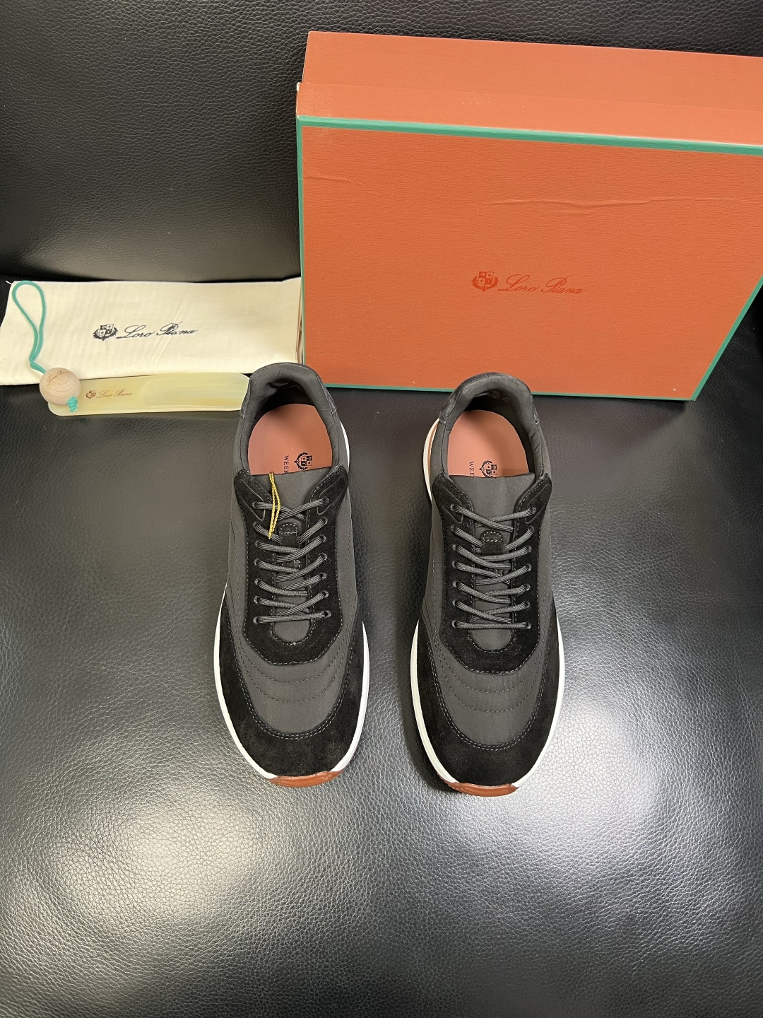 Loro Piana 高品质 顶级工艺品 诺悠翩雅 新品专柜同步原厂配置，鞋面意大利进口牛皮面料，高品质