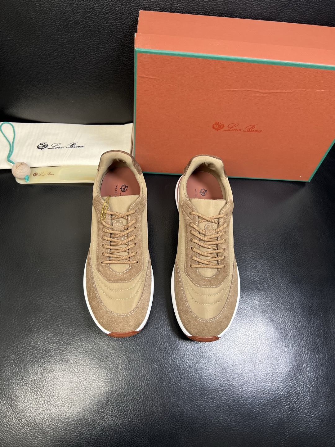 Loro Piana 高品质 顶级工艺品 诺悠翩雅 新品专柜同步原厂配置，鞋面意大利进口牛皮面料，高品质