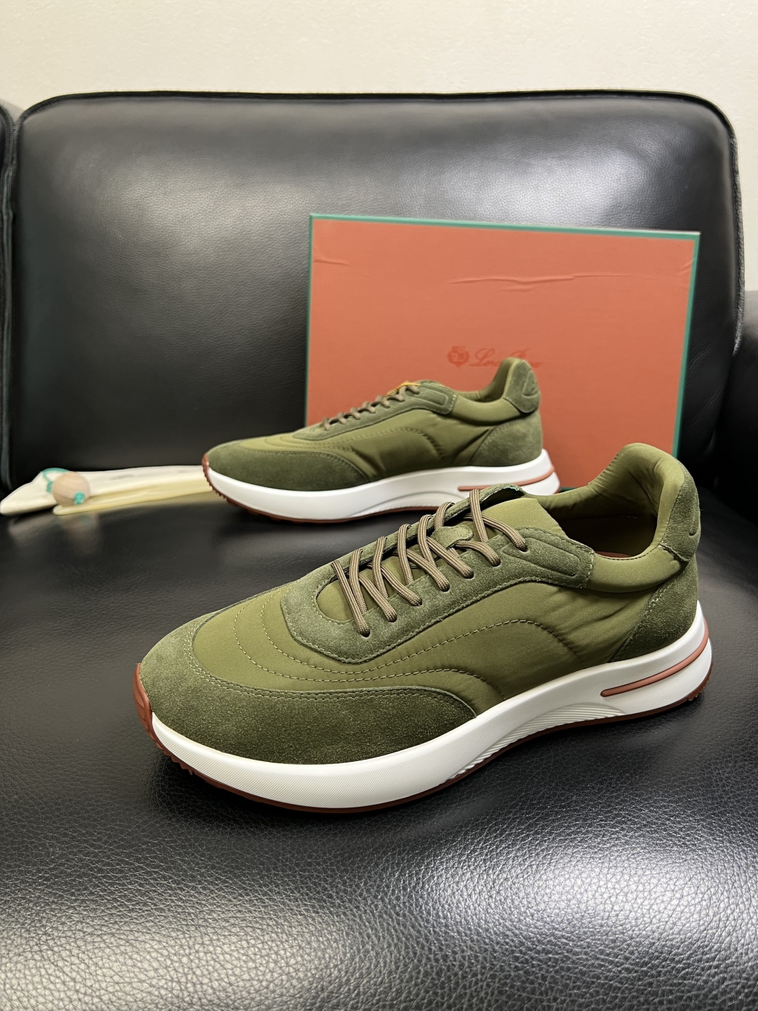 Loro Piana 高品质 顶级工艺品 诺悠翩雅 新品专柜同步原厂配置，鞋面意大利进口牛皮面料，高品质