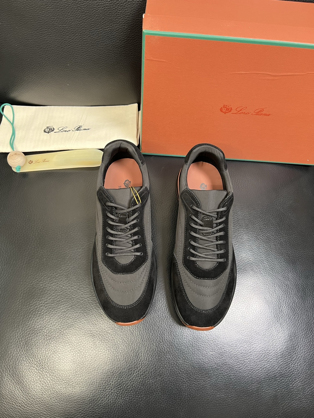 Loro Piana 高品质 顶级工艺品 诺悠翩雅 新品专柜同步原厂配置，鞋面意大利进口牛皮面料，高品质