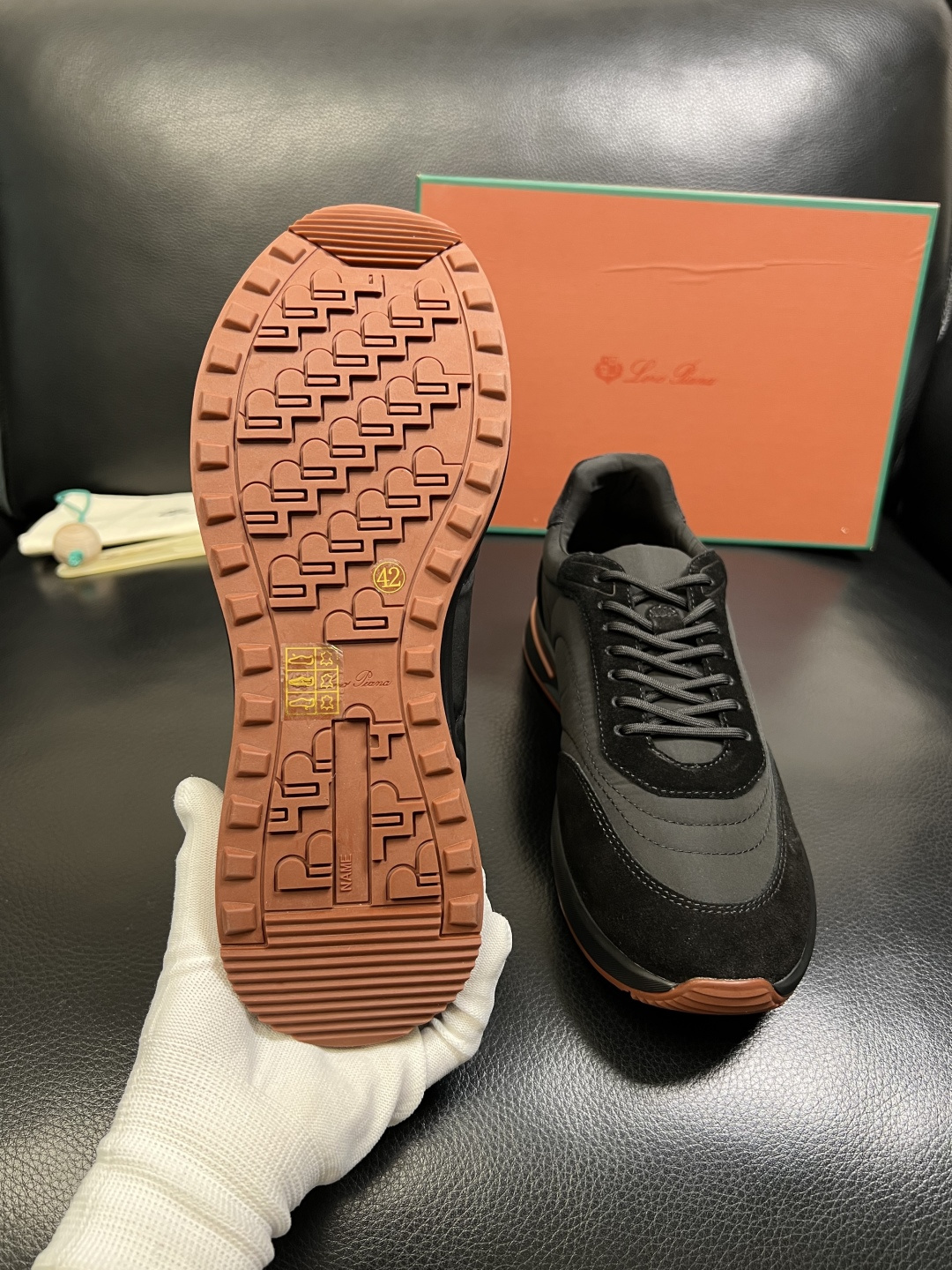 Loro Piana 高品质 顶级工艺品 诺悠翩雅 新品专柜同步原厂配置，鞋面意大利进口牛皮面料，高品质