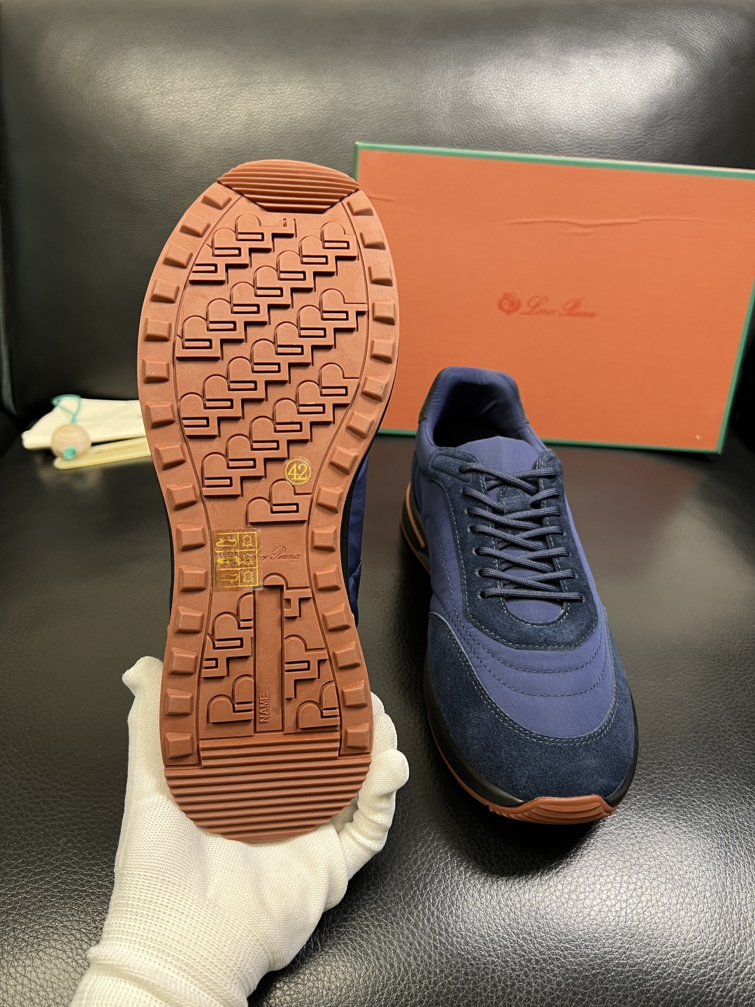 Loro Piana 高品质 顶级工艺品 诺悠翩雅 新品专柜同步原厂配置，鞋面意大利进口牛皮面料，高品质