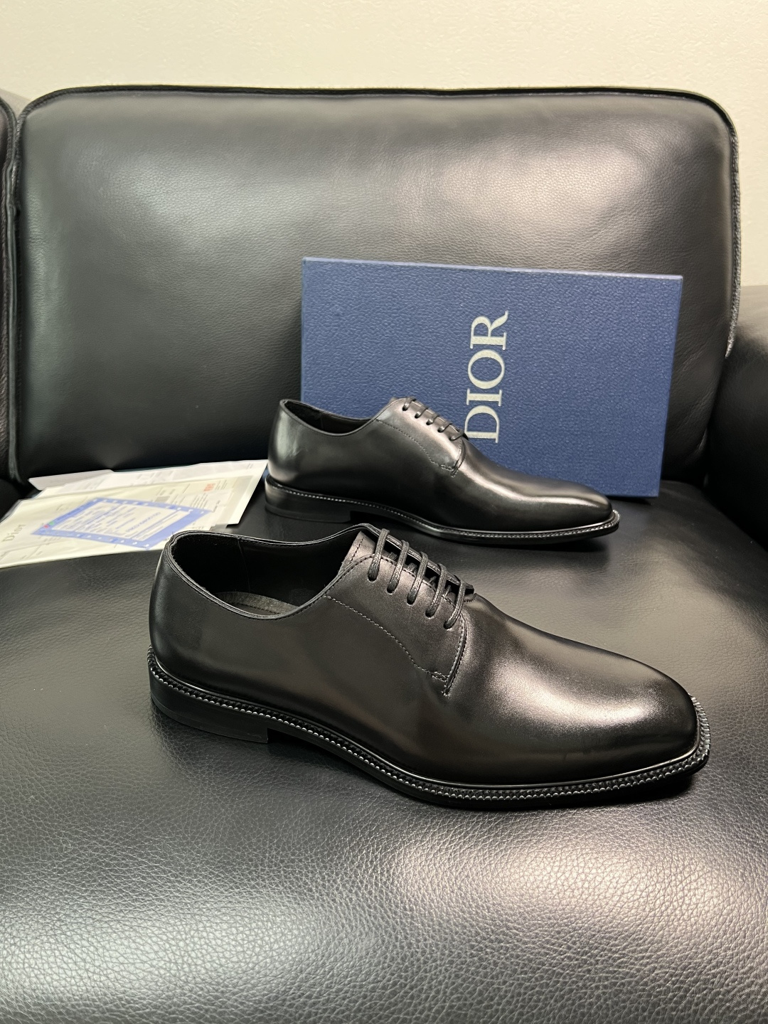 Dior 高品质 顶级工艺品 迪奥 皮鞋系列专柜同步原厂配置，意大利进口牛皮，全进口水染牛皮里垫，鞋底：