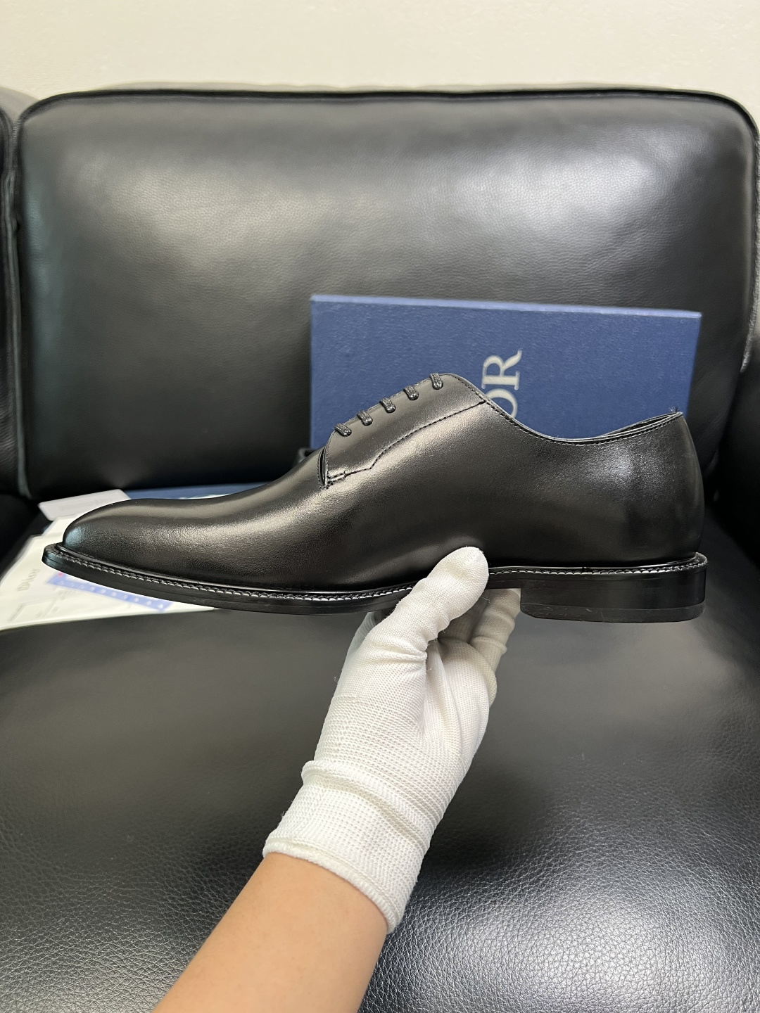 Dior 高品质 顶级工艺品 迪奥 皮鞋系列专柜同步原厂配置，意大利进口牛皮，全进口水染牛皮里垫，鞋底：