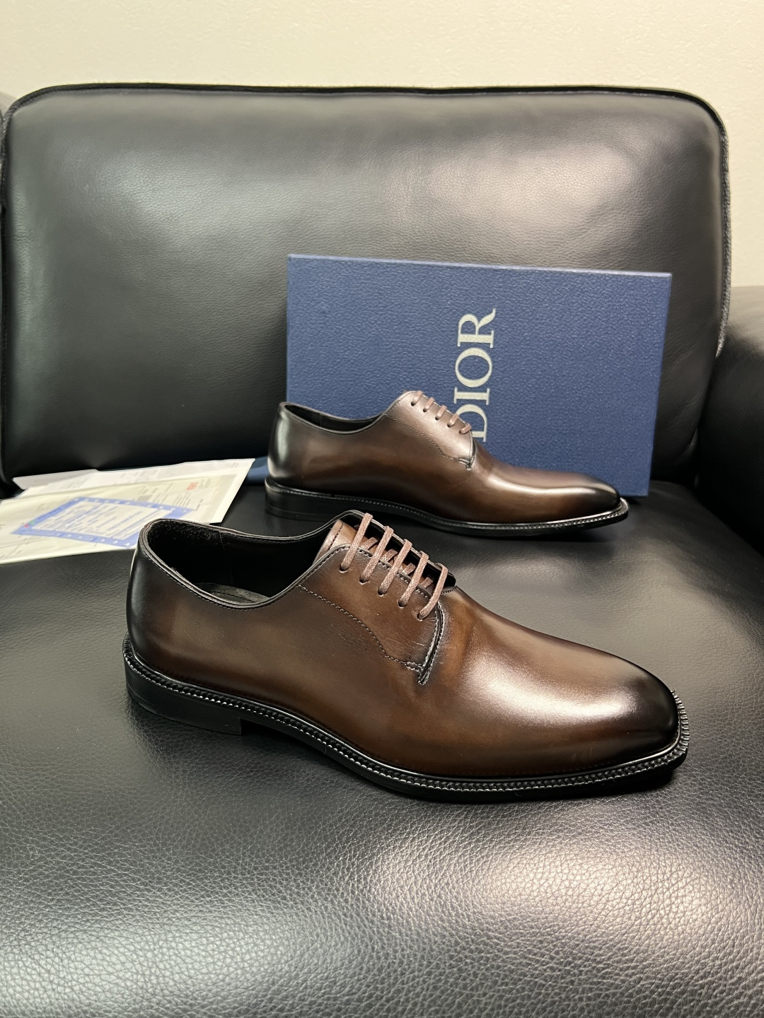 Dior 高品质 顶级工艺品 迪奥 皮鞋系列专柜同步原厂配置，意大利进口牛皮，全进口水染牛皮里垫，鞋底：