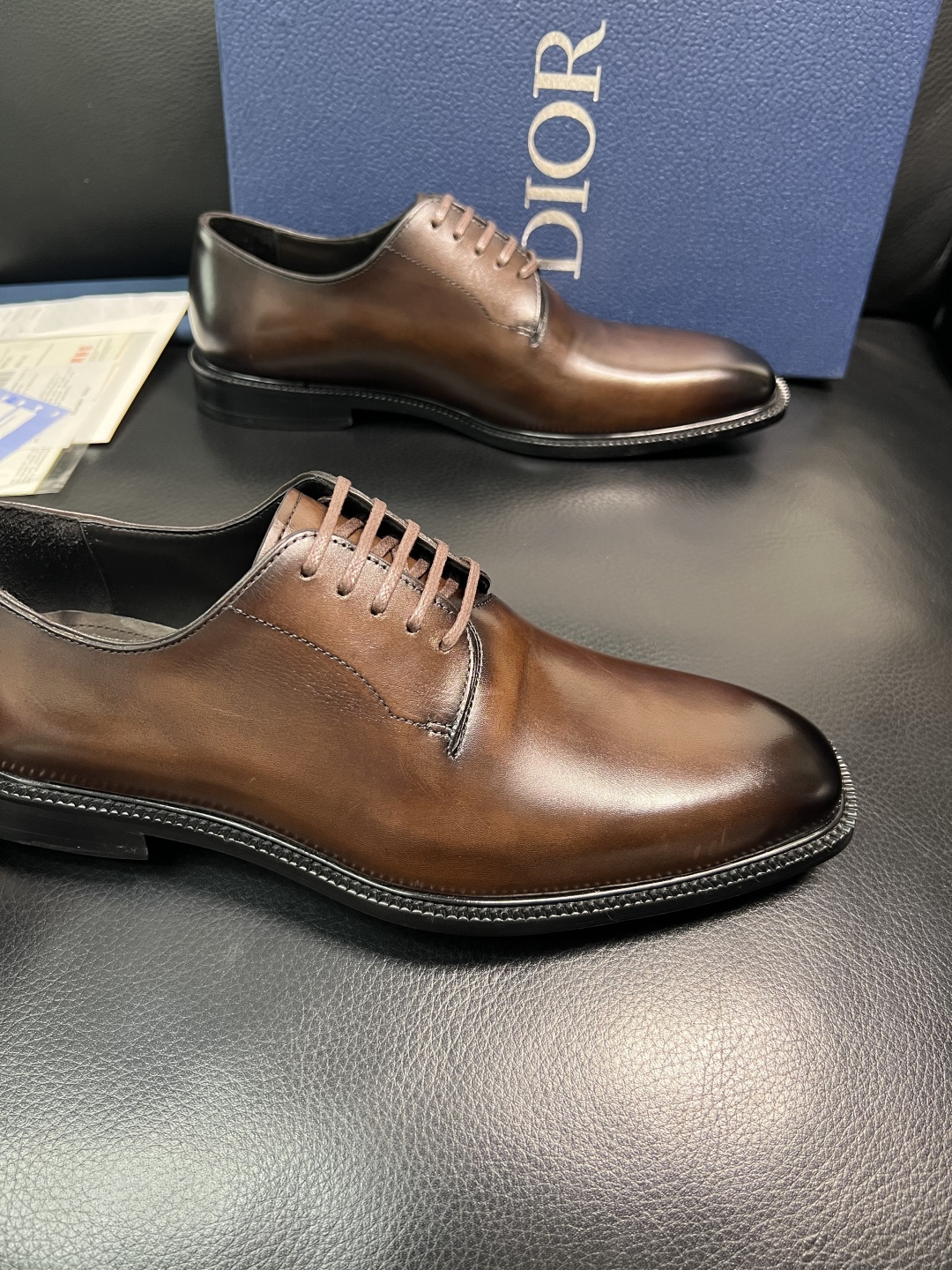 Dior 高品质 顶级工艺品 迪奥 皮鞋系列专柜同步原厂配置，意大利进口牛皮，全进口水染牛皮里垫，鞋底：