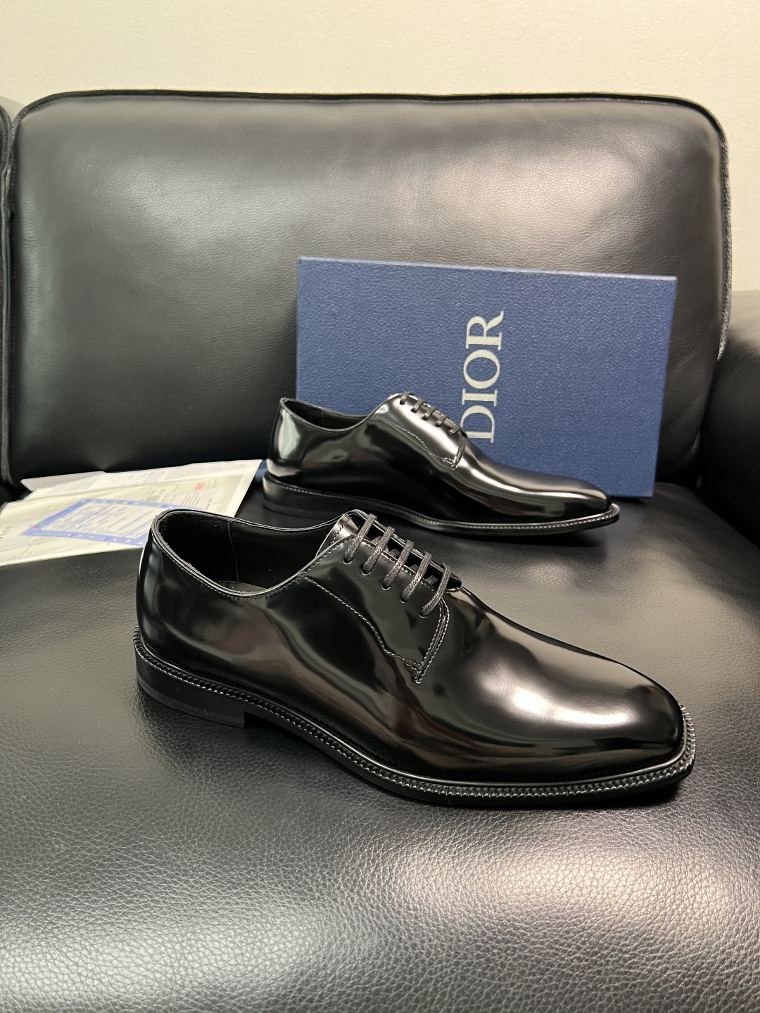 Dior 高品质 顶级工艺品 迪奥 皮鞋系列专柜同步原厂配置，意大利进口牛皮，全进口水染牛皮里垫，鞋底：