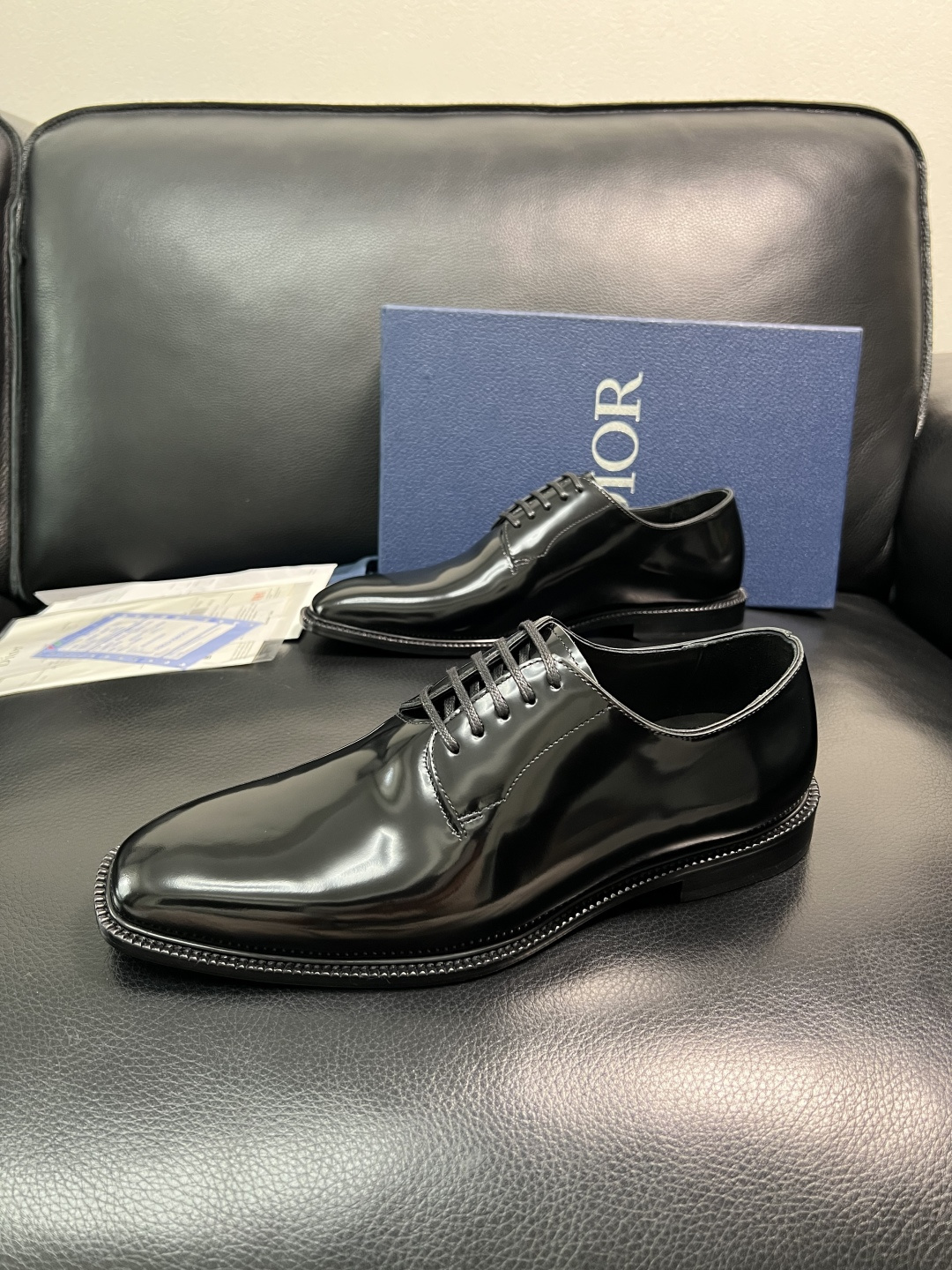 Dior 高品质 顶级工艺品 迪奥 皮鞋系列专柜同步原厂配置，意大利进口牛皮，全进口水染牛皮里垫，鞋底：