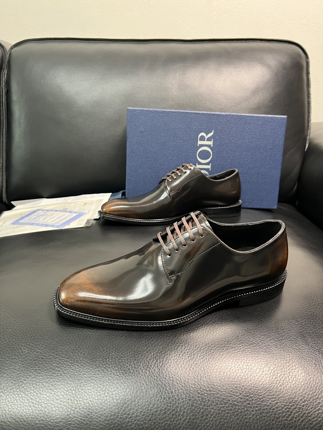 Dior 高品质 顶级工艺品 迪奥 皮鞋系列专柜同步原厂配置，意大利进口牛皮，全进口水染牛皮里垫，鞋底：