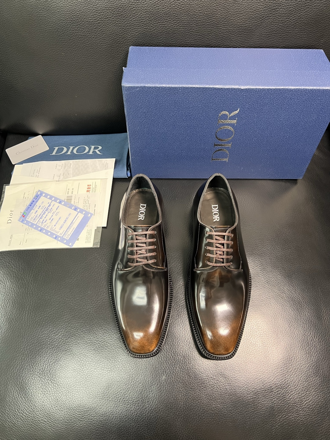 Dior 高品质 顶级工艺品 迪奥 皮鞋系列专柜同步原厂配置，意大利进口牛皮，全进口水染牛皮里垫，鞋底：