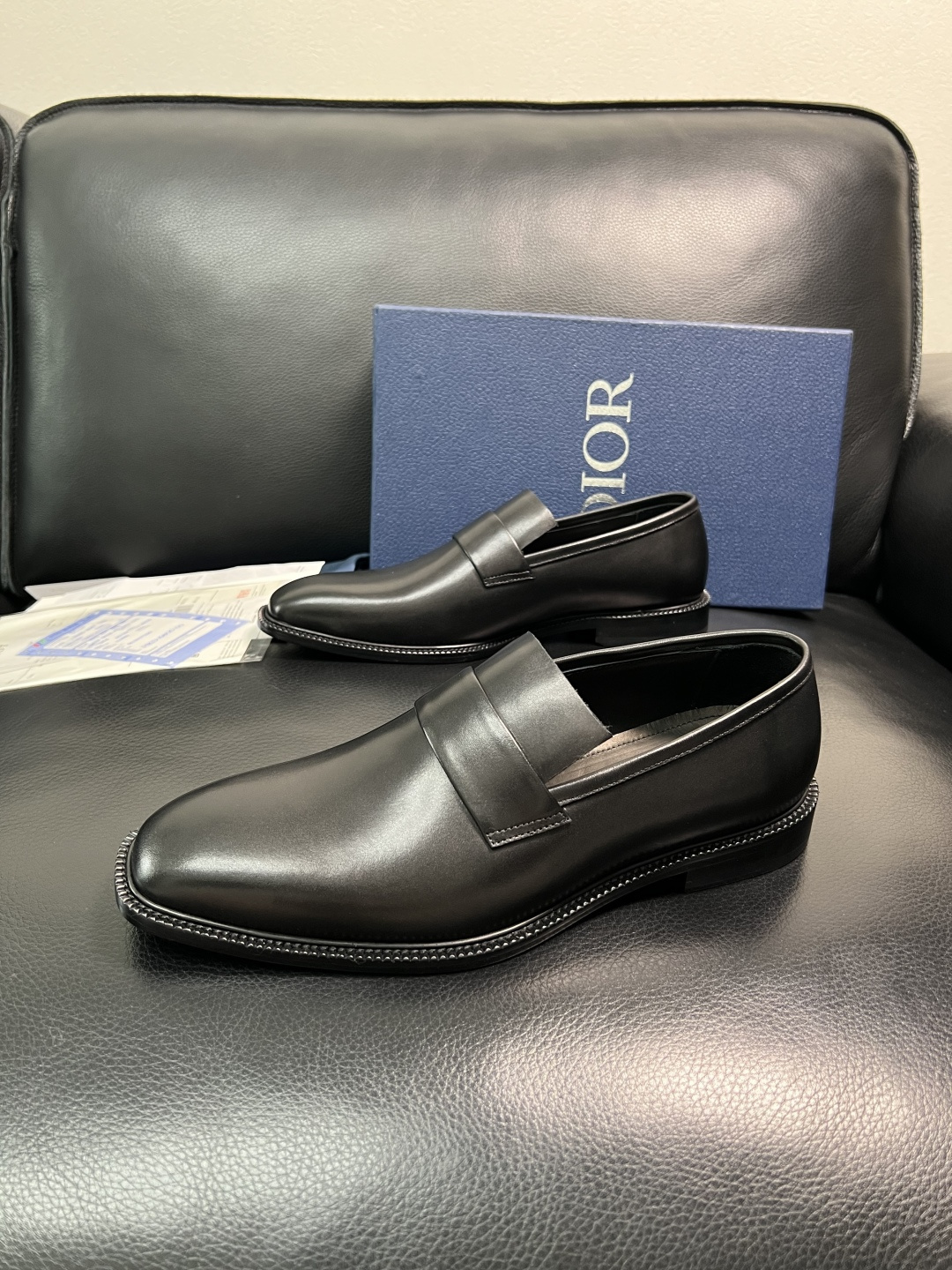 Dior 高品质 顶级工艺品 迪奥 皮鞋系列专柜同步原厂配置，意大利进口牛皮，全进口水染牛皮里垫，鞋底：