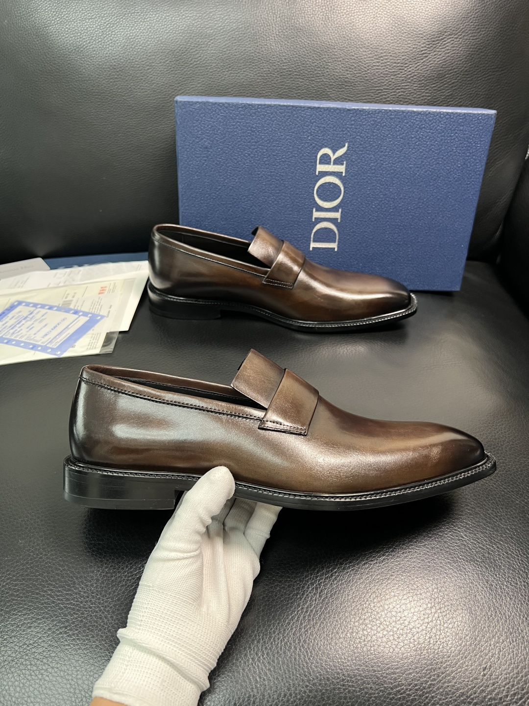 Dior 高品质 顶级工艺品 迪奥 皮鞋系列专柜同步原厂配置，意大利进口牛皮，全进口水染牛皮里垫，鞋底：