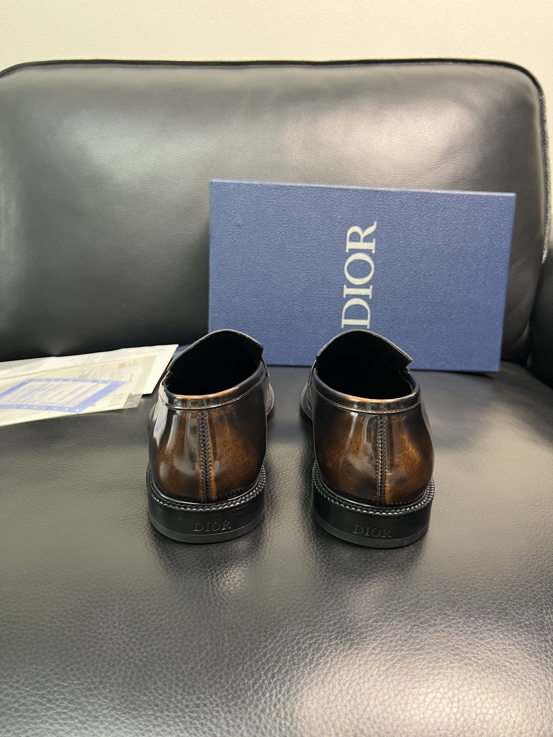 Dior 高品质 顶级工艺品 迪奥 皮鞋系列专柜同步原厂配置，意大利进口牛皮，全进口水染牛皮里垫，鞋底：