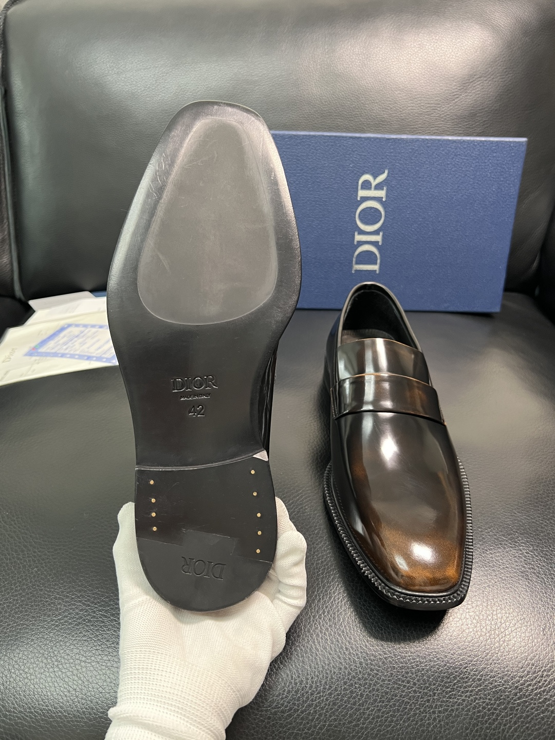 Dior 高品质 顶级工艺品 迪奥 皮鞋系列专柜同步原厂配置，意大利进口牛皮，全进口水染牛皮里垫，鞋底：