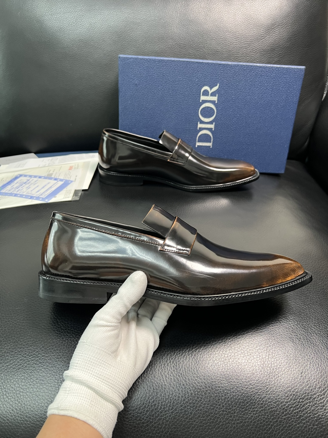 Dior 高品质 顶级工艺品 迪奥 皮鞋系列专柜同步原厂配置，意大利进口牛皮，全进口水染牛皮里垫，鞋底：