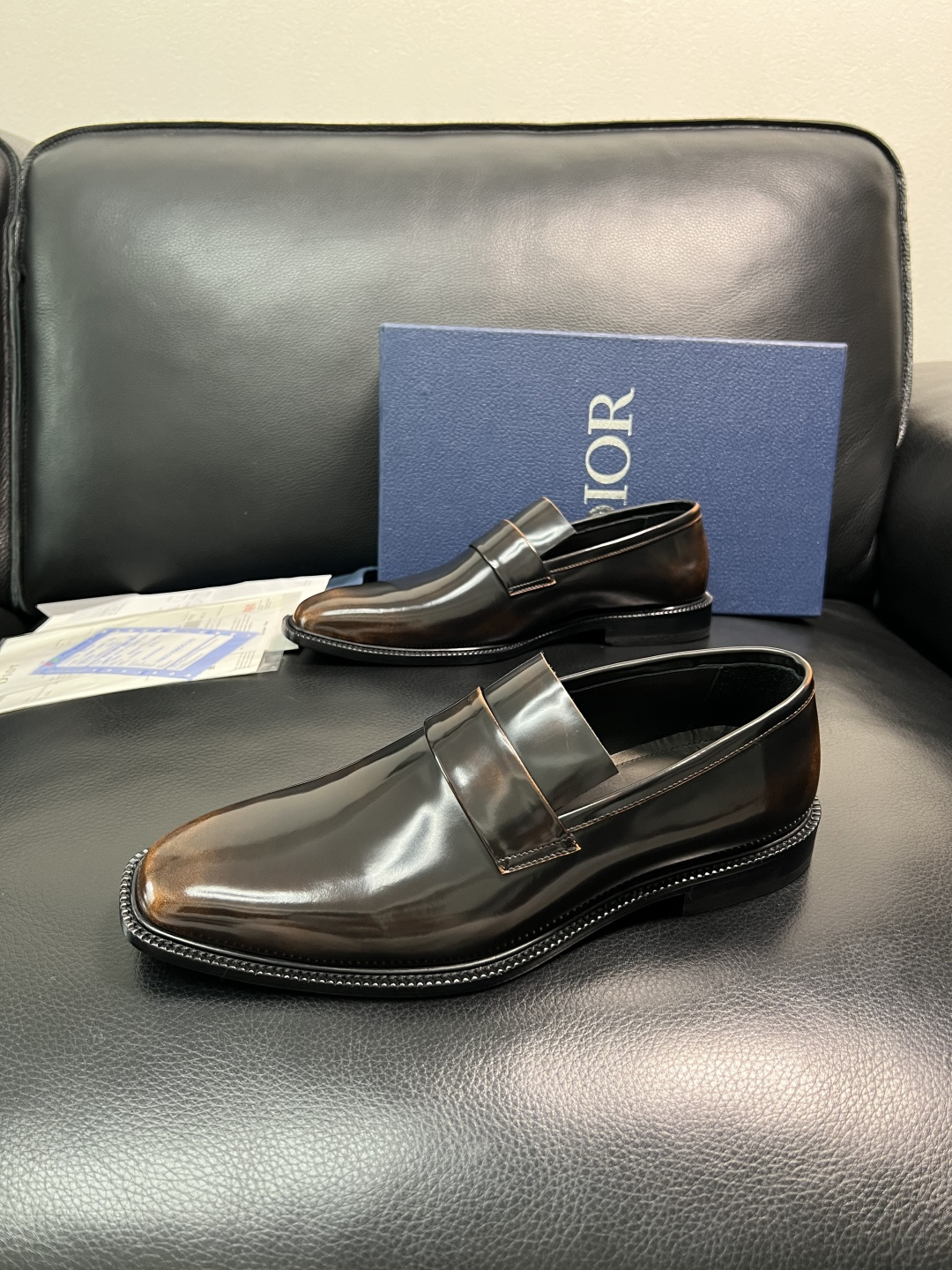 Dior 高品质 顶级工艺品 迪奥 皮鞋系列专柜同步原厂配置，意大利进口牛皮，全进口水染牛皮里垫，鞋底：