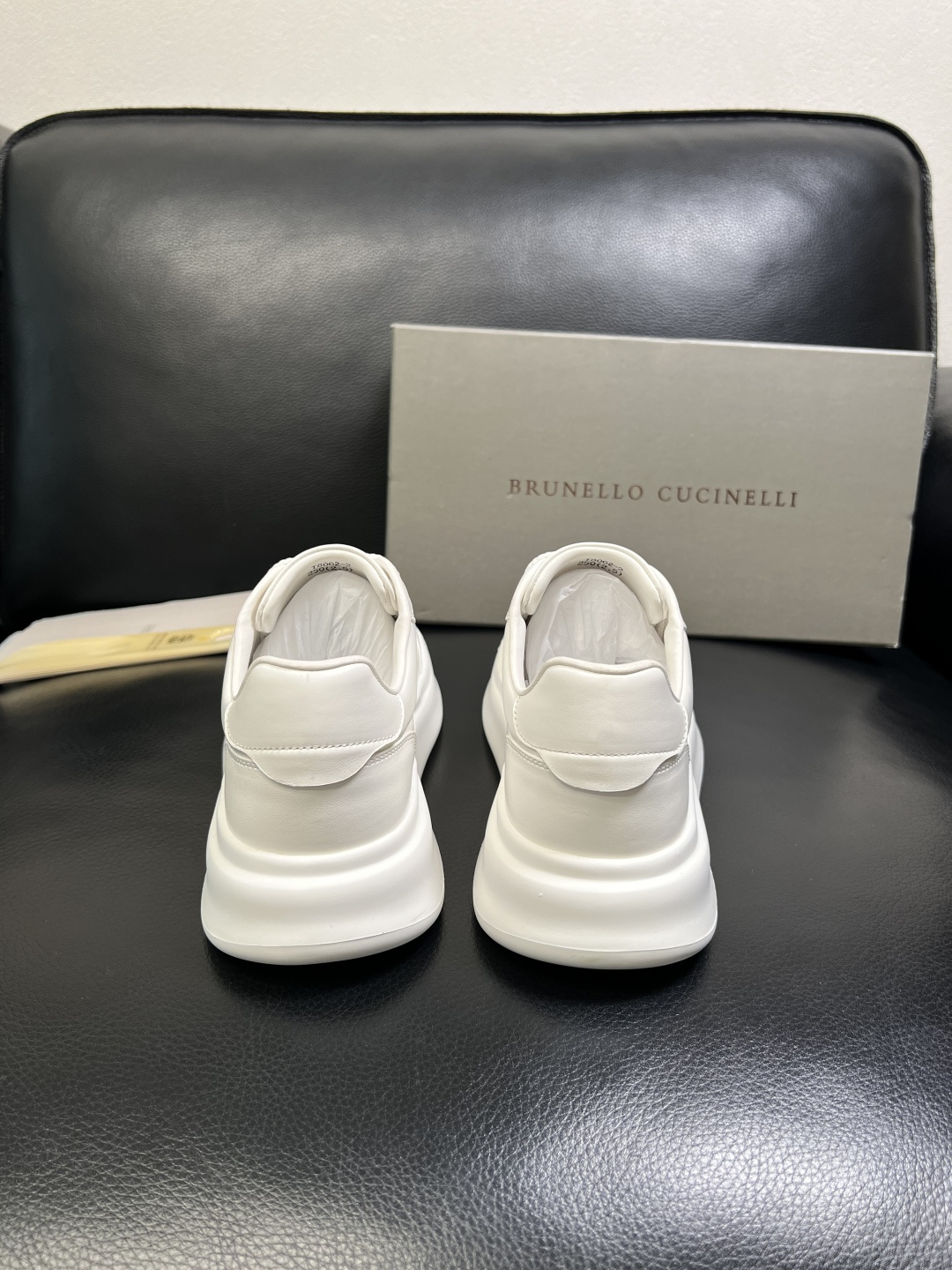 Brunello Cucinelli 高品质 顶级工艺品 BC 专柜同步原厂配置，意大利进口牛皮面料牛内