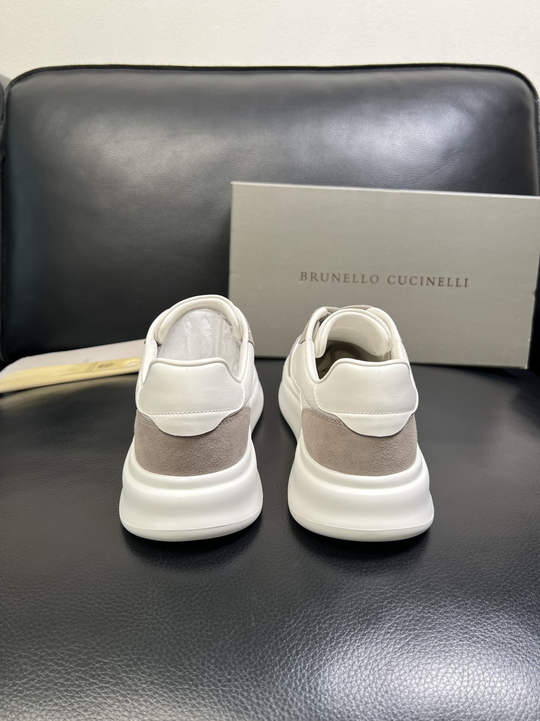 Brunello Cucinelli 高品质 顶级工艺品 BC 专柜同步原厂配置，意大利进口牛皮面料牛内