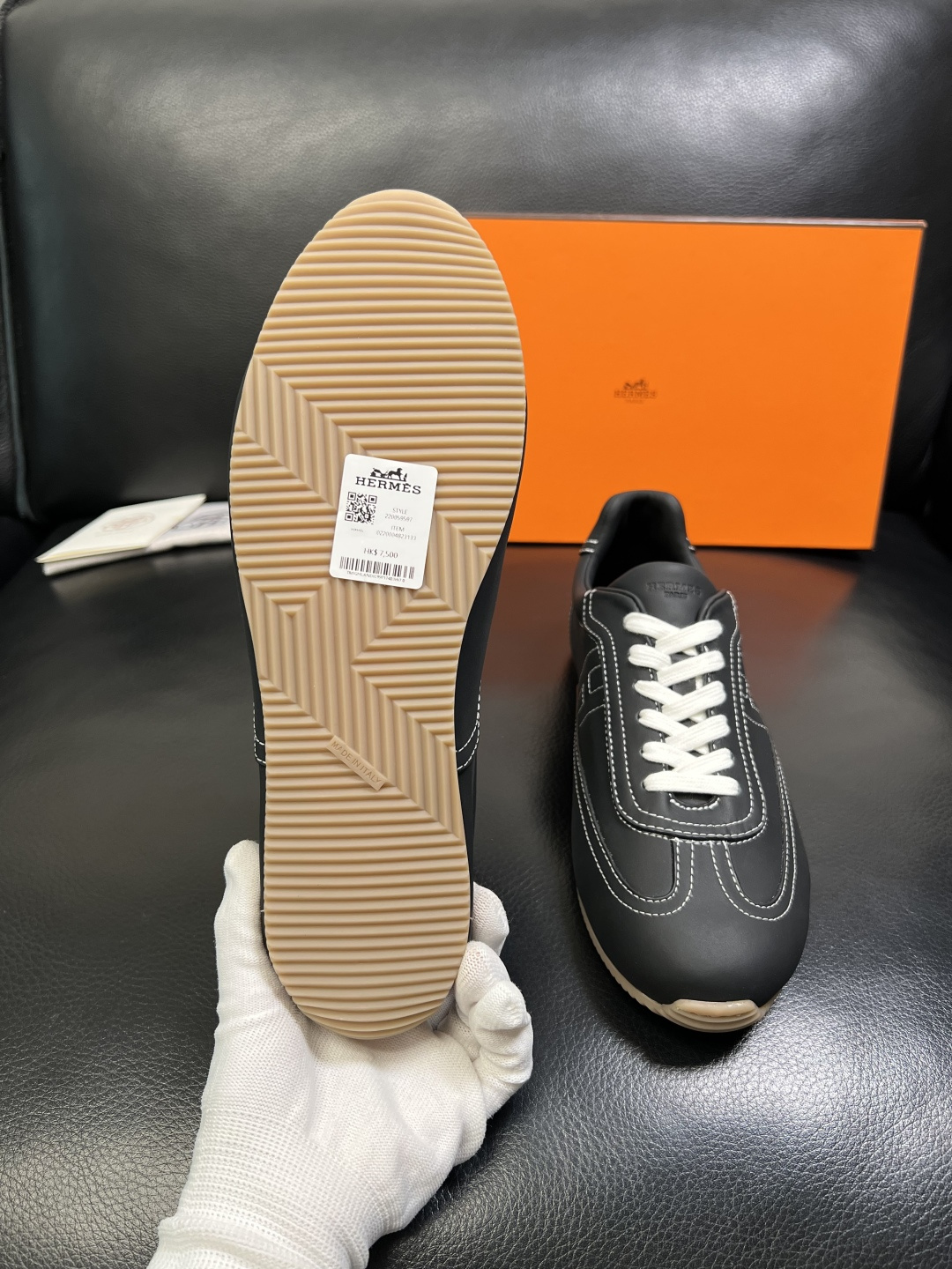 Hermes 高品质 顶级工艺品 爱马仕 专柜同步发售原厂配置，意大利进口原版牛皮面料，高品质拼接工艺，