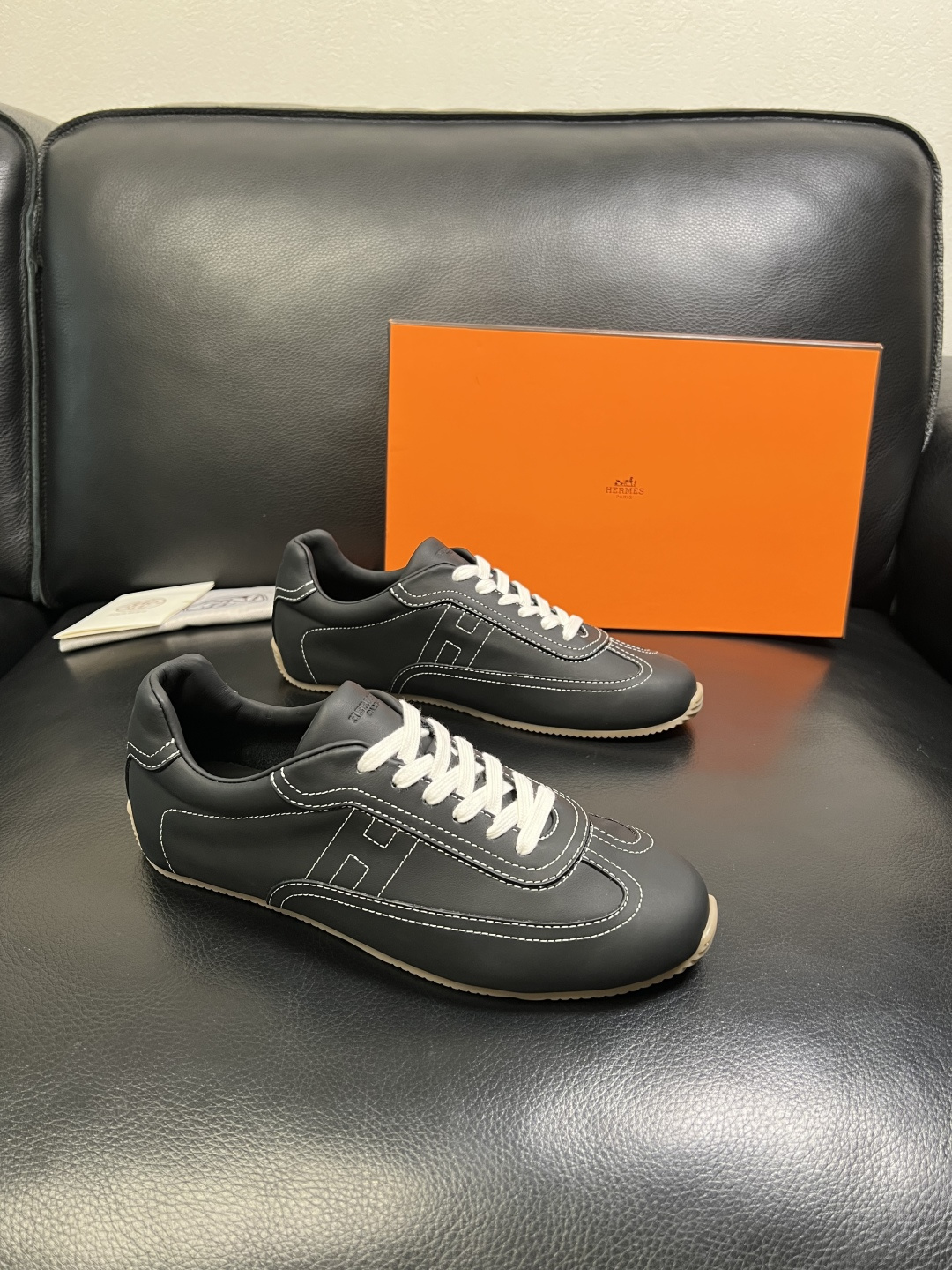 Hermes 高品质 顶级工艺品 爱马仕 专柜同步发售原厂配置，意大利进口原版牛皮面料，高品质拼接工艺，