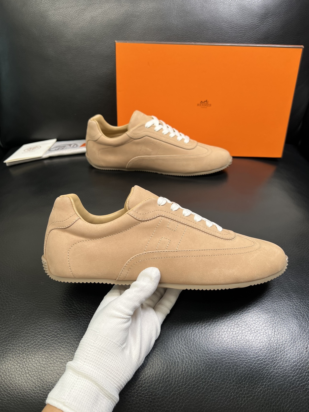 Hermes 高品质 顶级工艺品 爱马仕 专柜同步发售原厂配置，意大利进口原版牛皮面料，高品质拼接工艺，