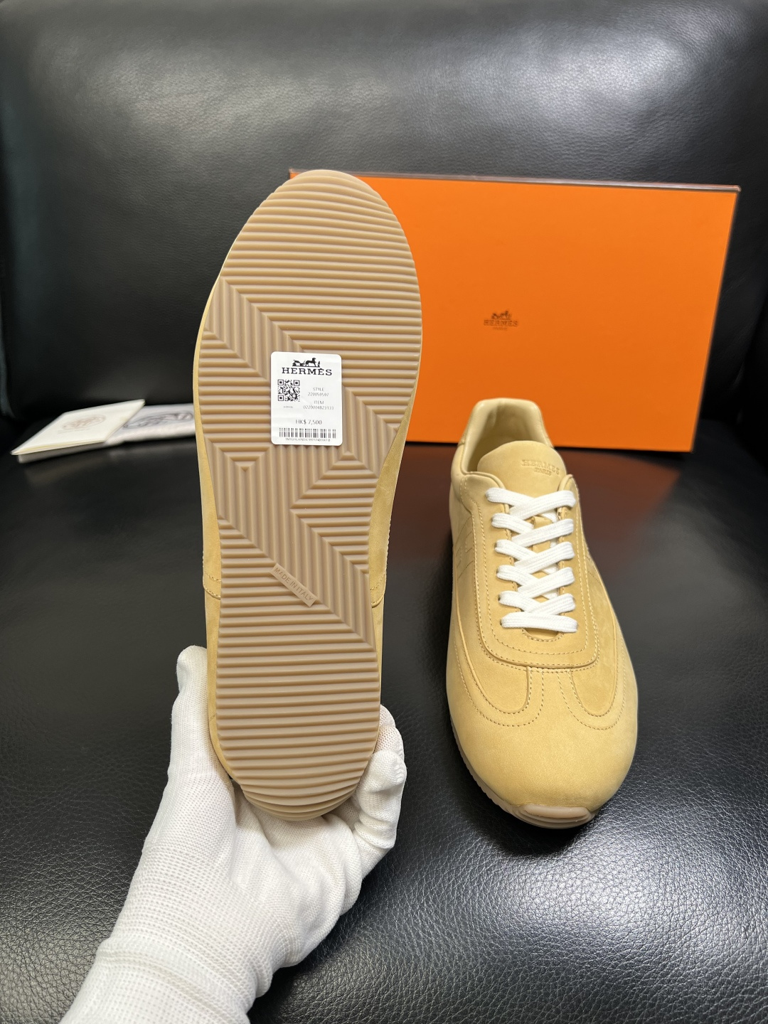 Hermes 高品质 顶级工艺品 爱马仕 专柜同步发售原厂配置，意大利进口原版牛皮面料，高品质拼接工艺，