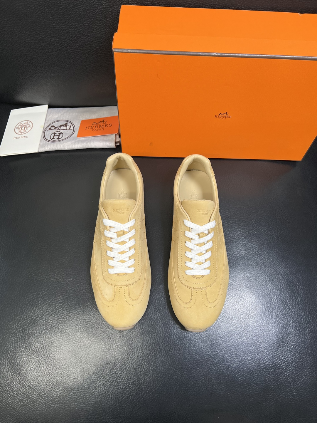 Hermes 高品质 顶级工艺品 爱马仕 专柜同步发售原厂配置，意大利进口原版牛皮面料，高品质拼接工艺，