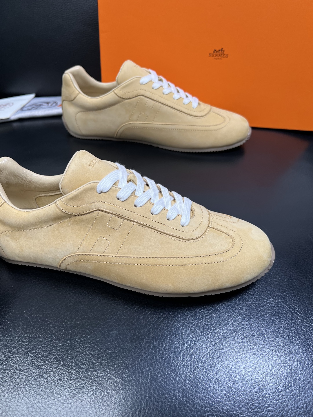 Hermes 高品质 顶级工艺品 爱马仕 专柜同步发售原厂配置，意大利进口原版牛皮面料，高品质拼接工艺，