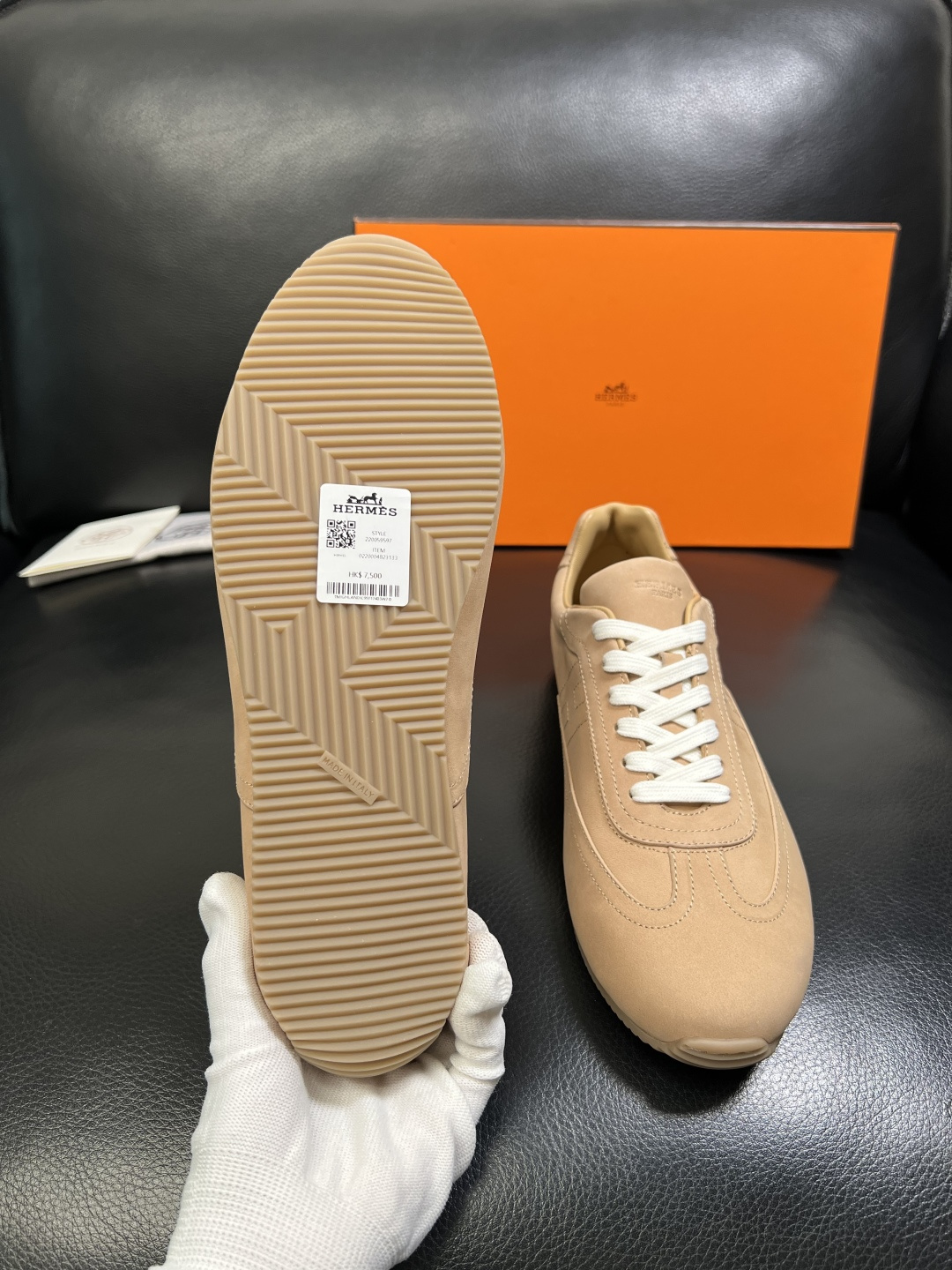 Hermes 高品质 顶级工艺品 爱马仕 专柜同步发售原厂配置，意大利进口原版牛皮面料，高品质拼接工艺，