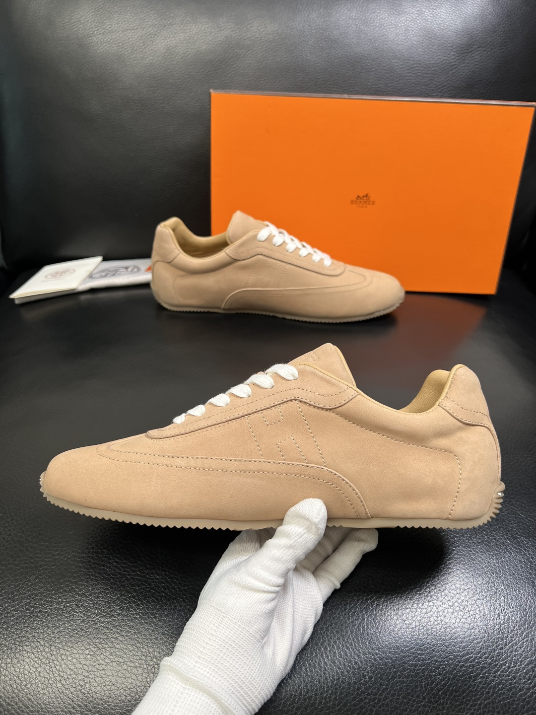 Hermes 高品质 顶级工艺品 爱马仕 专柜同步发售原厂配置，意大利进口原版牛皮面料，高品质拼接工艺，