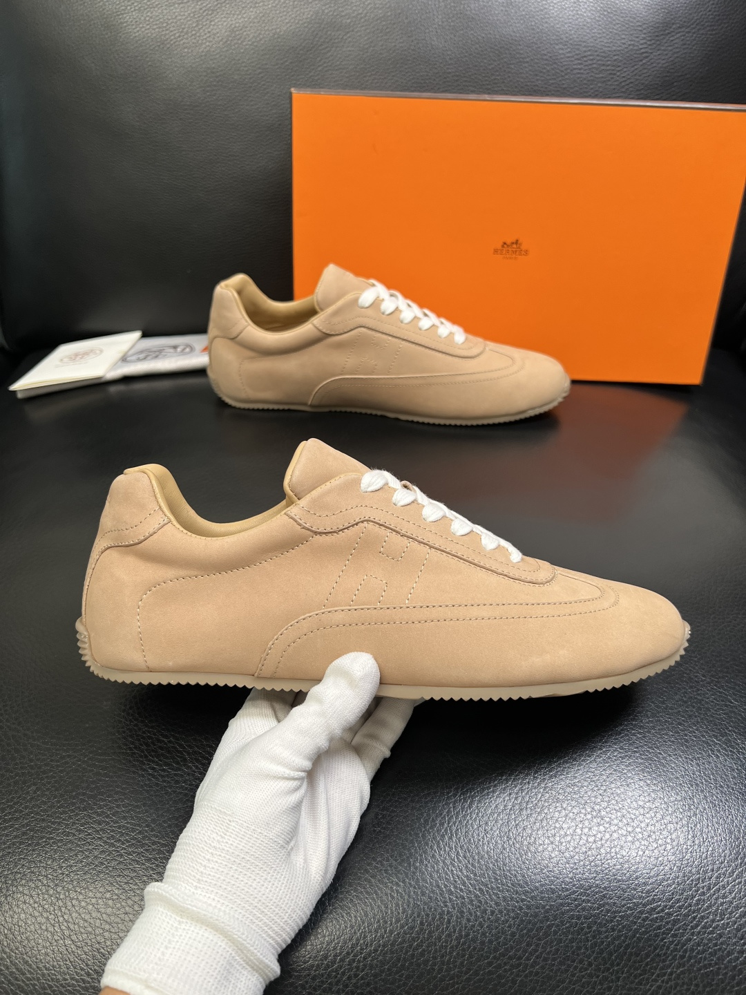 Hermes 高品质 顶级工艺品 爱马仕 专柜同步发售原厂配置，意大利进口原版牛皮面料，高品质拼接工艺，