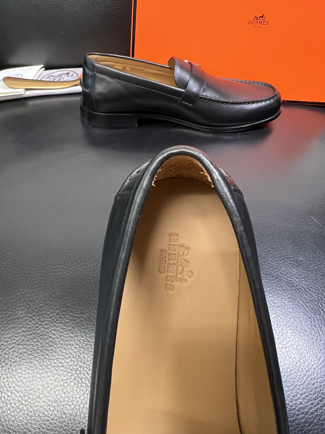 Hermes 高品质 顶级工艺品 爱马仕 专柜同步 原厂配置，意大利进口原版牛皮面料，透气舒适进口水染牛