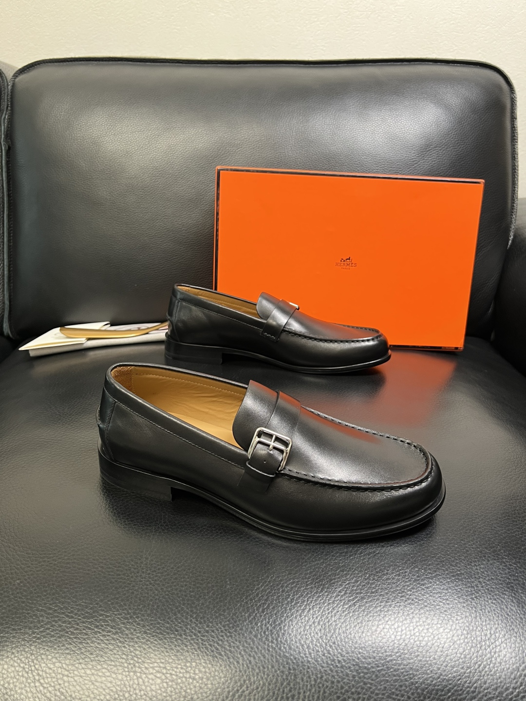 Hermes 高品质 顶级工艺品 爱马仕 专柜同步 原厂配置，意大利进口原版牛皮面料，透气舒适进口水染牛