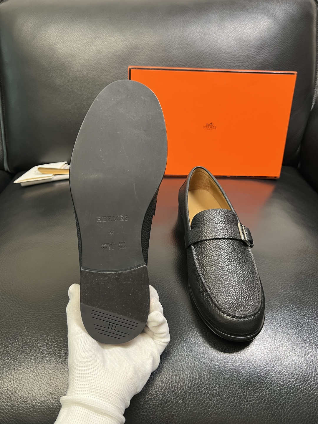 Hermes 高品质 顶级工艺品 爱马仕 专柜同步 原厂配置，意大利进口原版牛皮面料，透气舒适进口水染牛