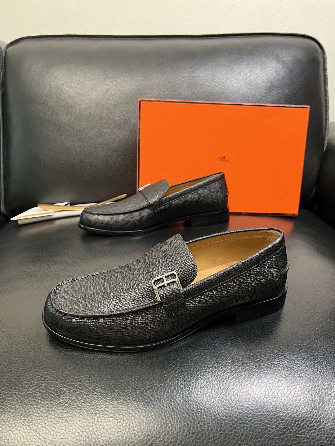 Hermes 高品质 顶级工艺品 爱马仕 专柜同步 原厂配置，意大利进口原版牛皮面料，透气舒适进口水染牛